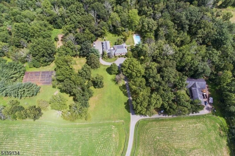 400 Larger Cross Rd, Bedminster, NJ 07921 - photo 1