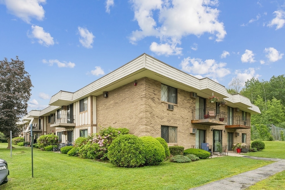 395 Merrimack St unit 35, Methuen, MA 01844 - photo 1