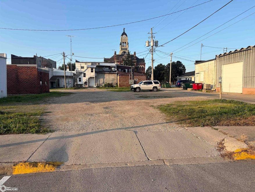 1/2 2nd Ave NW, Hampton, IA 50441 - photo 1