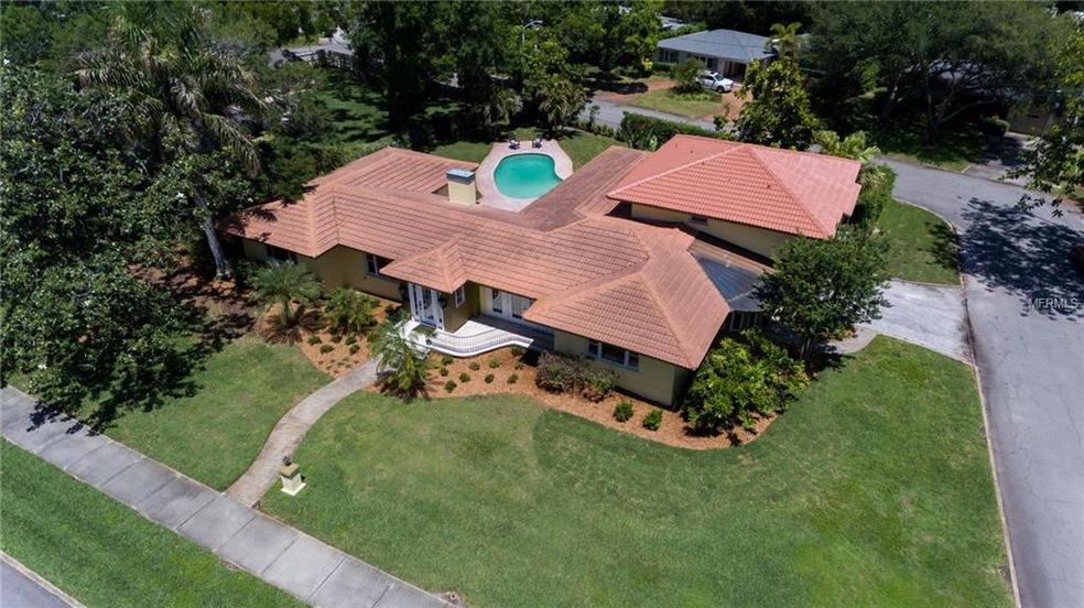 One of the largest corner lots in Snell Isle.