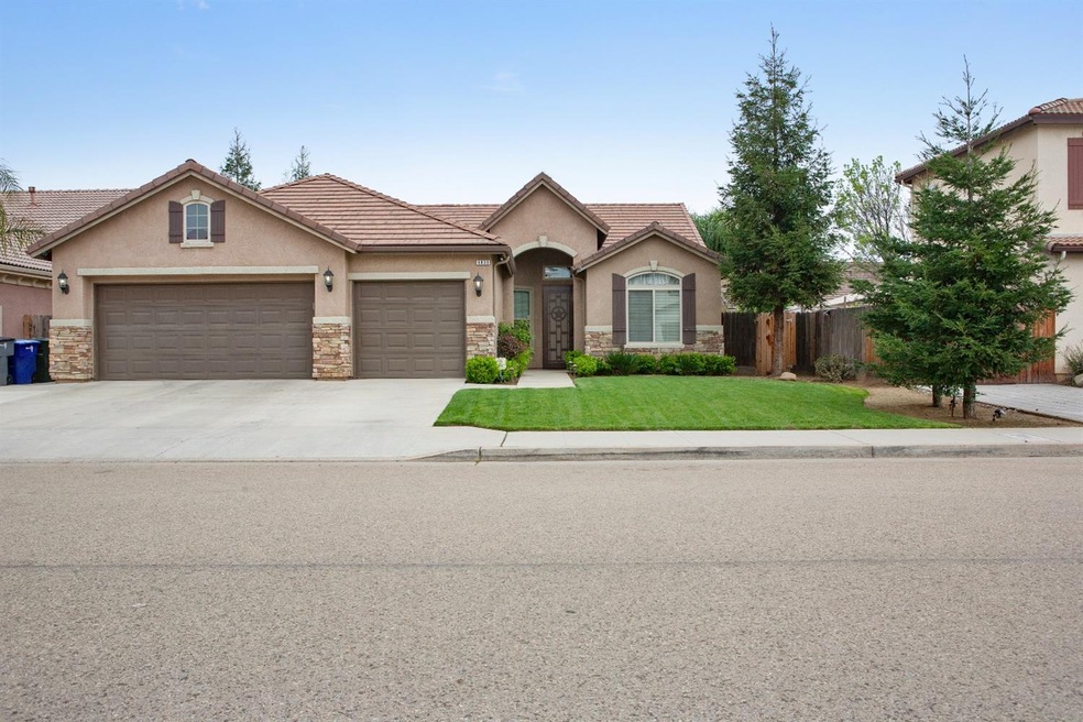 6830 E Princeton Ave, Fresno, CA 93727 - photo 1