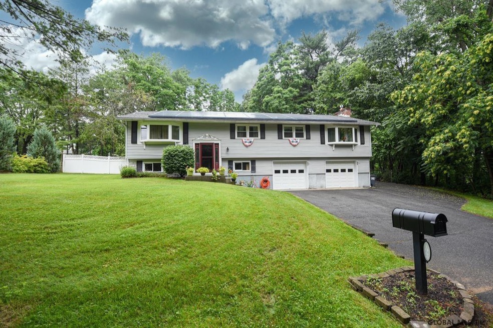 1069 Wtry Rd, Schenectady, NY 12309 - photo 1