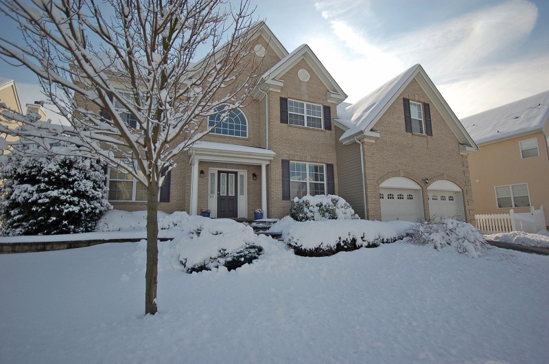 63 Treetops Cir, Princeton, NJ 08540 - photo 1