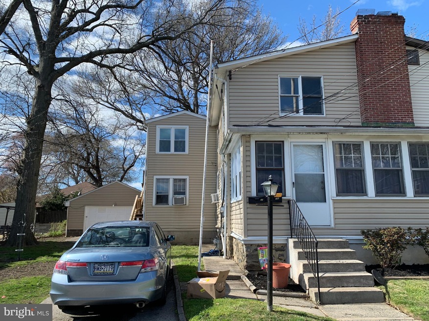 1127 Walnut St, Darby, PA 19023 - photo 1