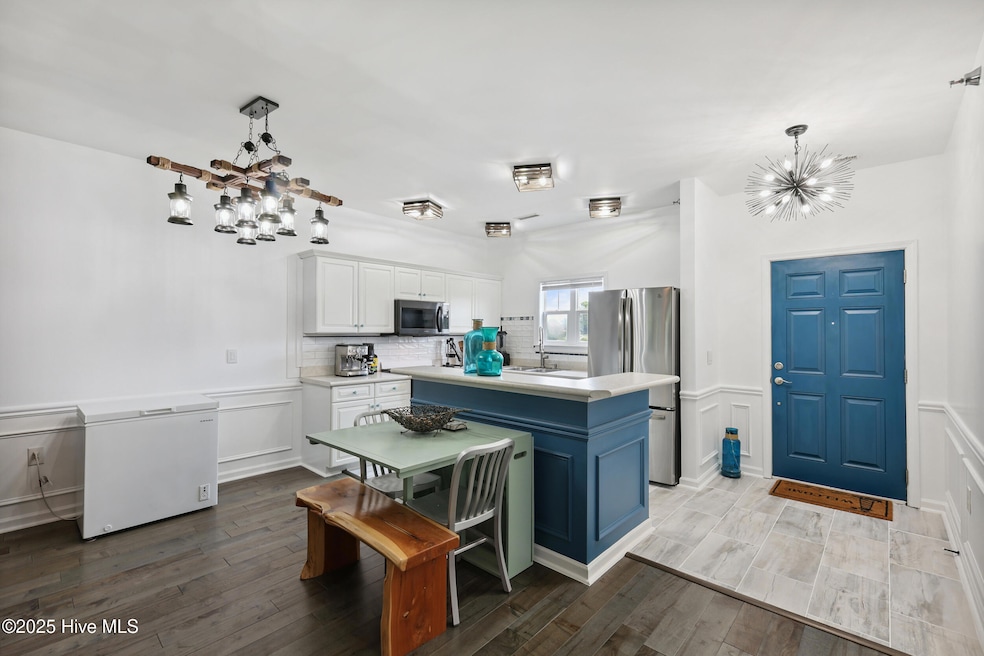 For Sale $299,999 • Co-Listing Agent