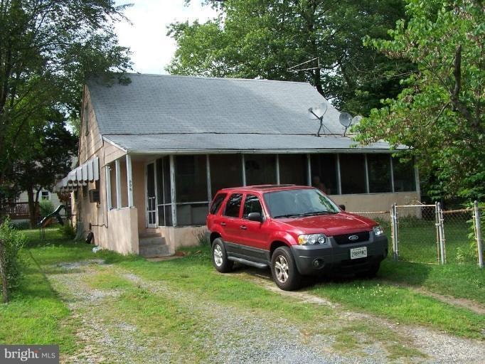 906 Selby Blvd, Edgewater, MD 21037 - photo 1