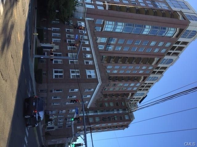 82 Forest St unit B2, Stamford, CT 06901 - photo 1