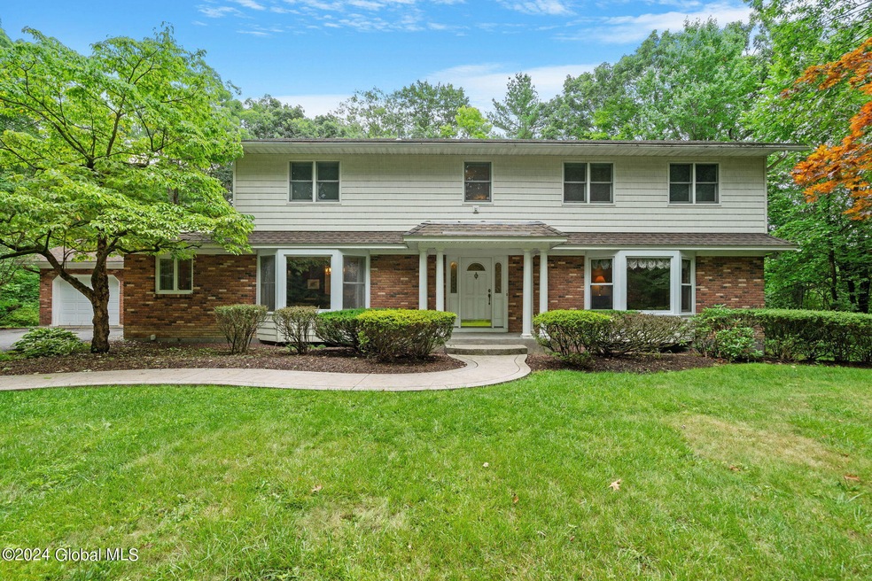 5 Pateman Cir, Albany, NY 12204 - photo 1