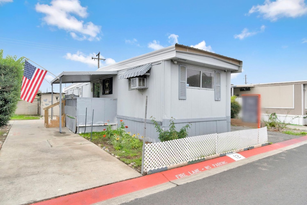 3550 N Duke Ave unit 12, Fresno, CA 93727 - photo 1