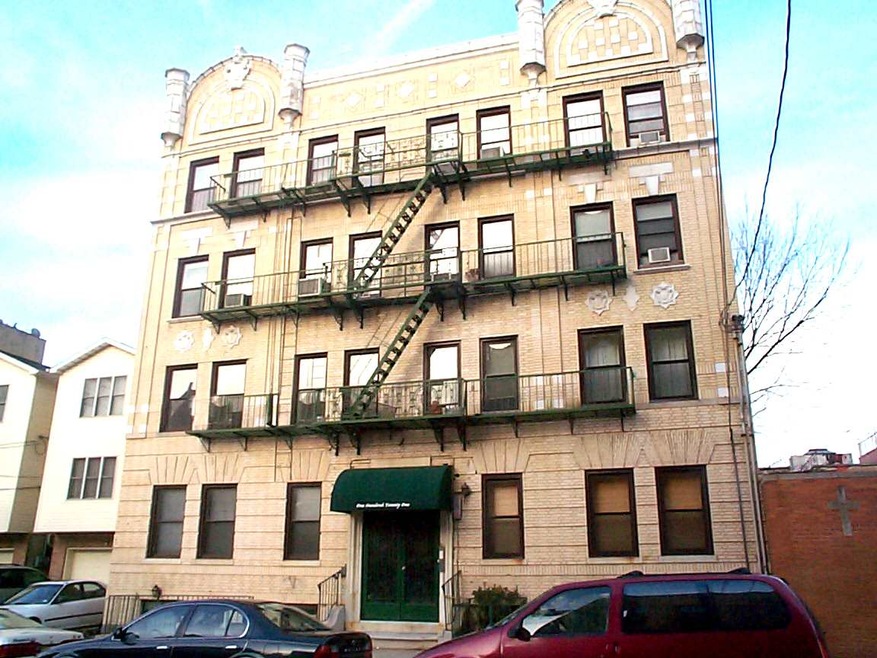 121 Garrison Ave unit 401, Jersey City, NJ 07306 - photo 1