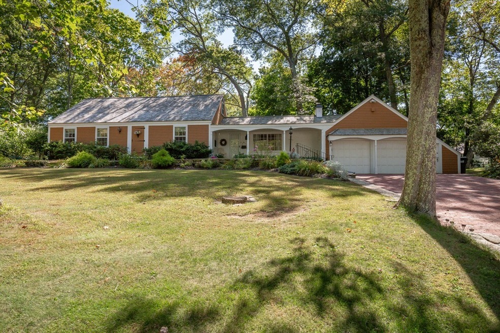 36 Highland St, Webster, MA 01570 - photo 1