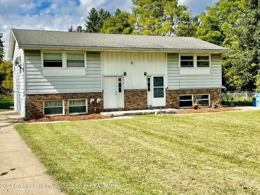 5310 Balzer St, Lansing, MI 48911 - photo 1