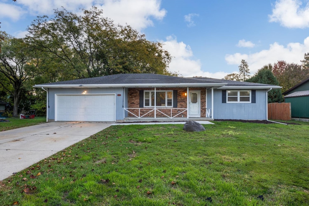 Under Contract $399,900