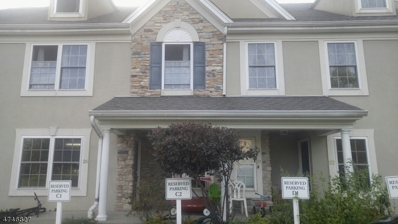 22 Spruce Ln, North Haledon, NJ 07508 - photo 1