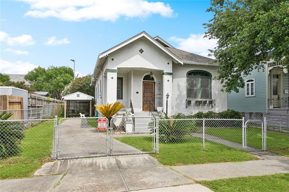 115 N Scott St, New Orleans, LA 70119 - photo 1