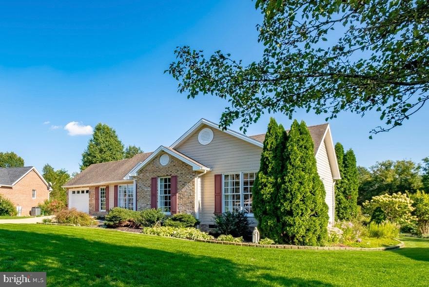 1719 Park Lawn Dr, Harrisonburg, VA 22801 - photo 1