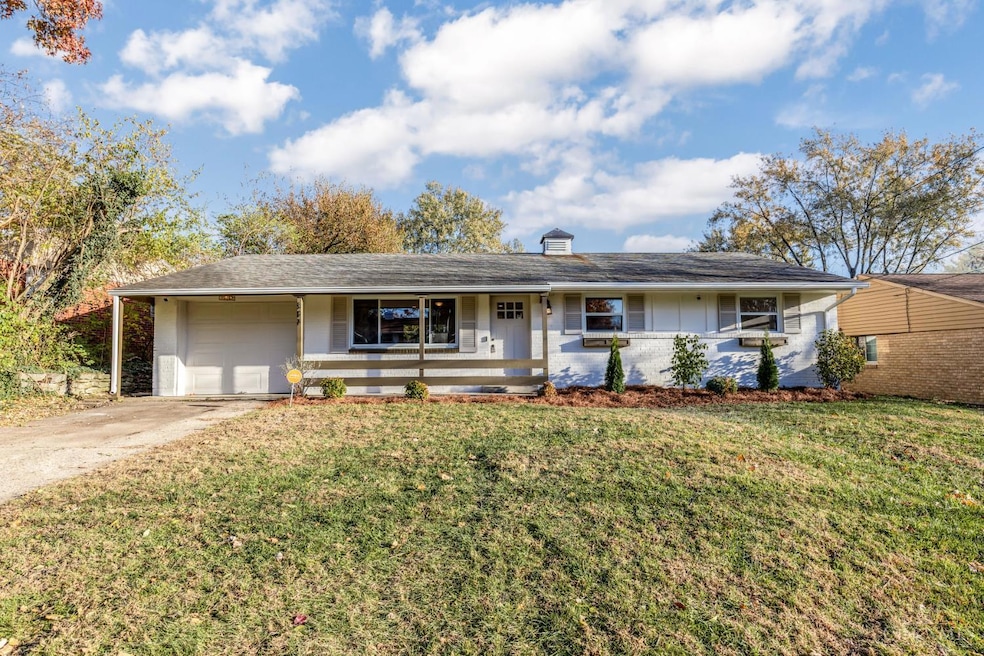 849 Castro Ln, Cincinnati, OH 45246 - photo 1