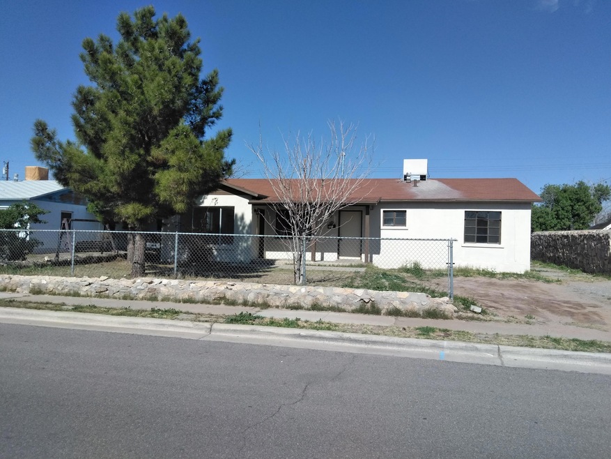 7539 Mazatlan Dr, El Paso, TX 79915 - photo 1