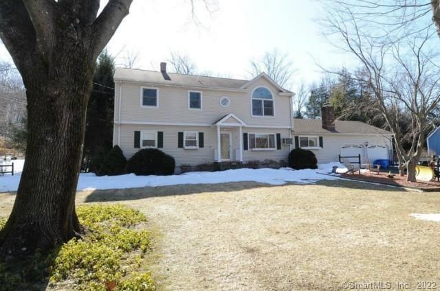 321 Stevenson Rd unit 2, Fairfield, CT 06825 - photo 1