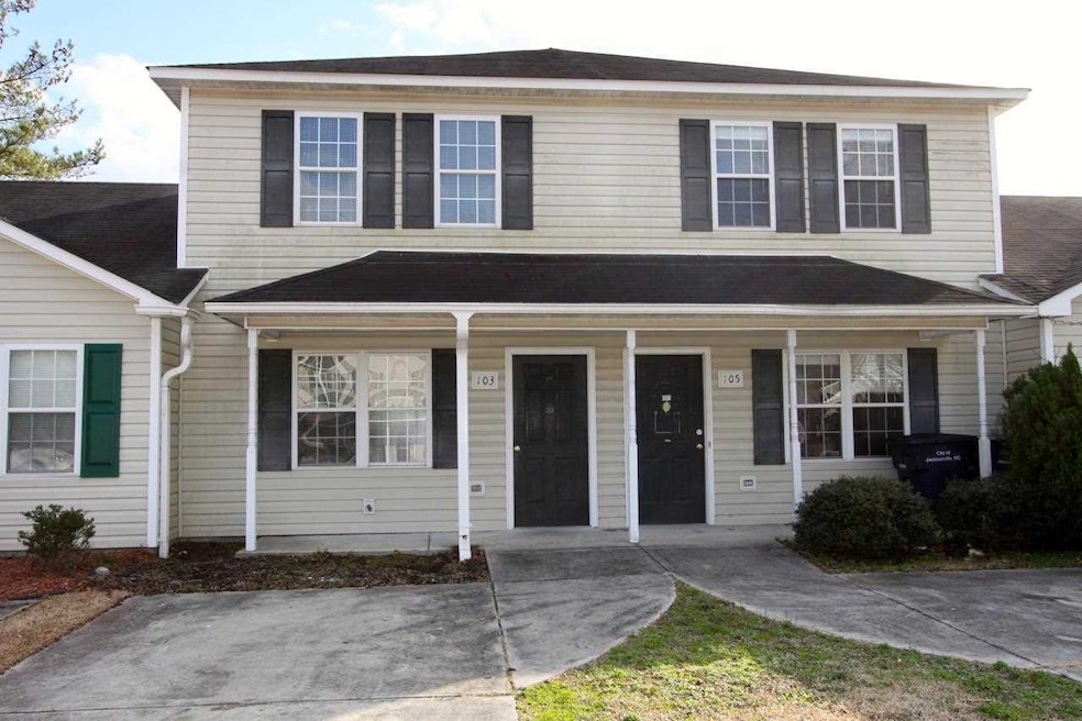103 Croatan Ct, Jacksonville, NC 28546 - photo 1