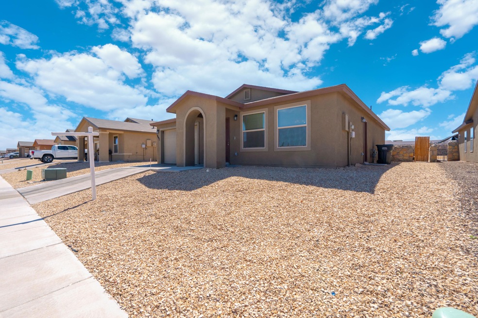 14492 Escalera Dr, El Paso, TX 79928 - photo 1