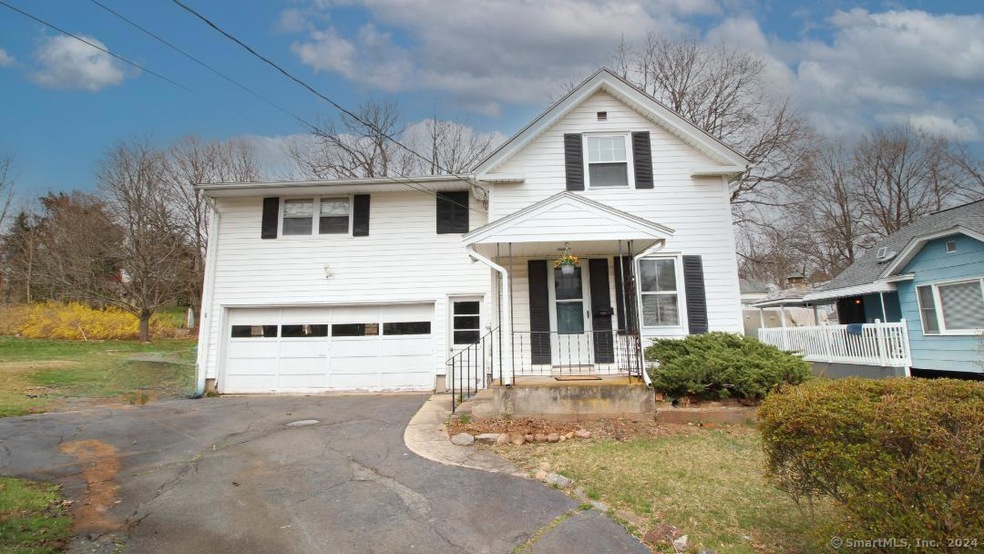 Welcome to 233 New Hanover Avenue