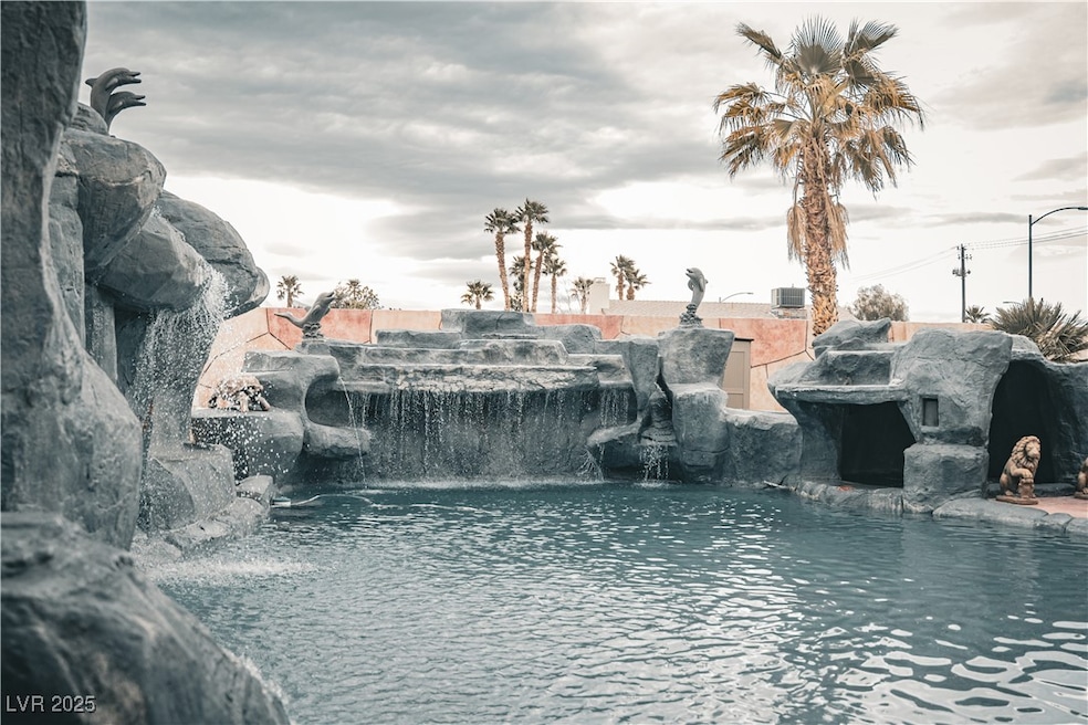 4745 Gunlock Cir, North Las Vegas, NV 89031 - photo 1