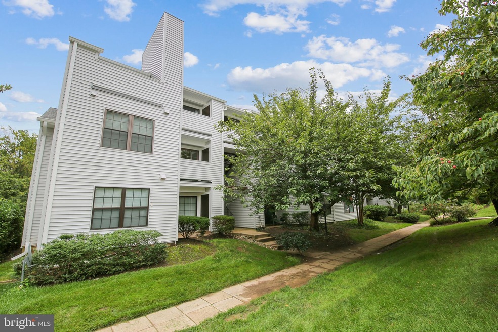 1627 Carriage House Terrace unit F, Silver Spring, MD 20904 - photo 1