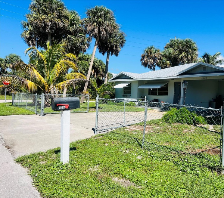 9527 SW Keen Ave, Okeechobee, FL 34974 - photo 1