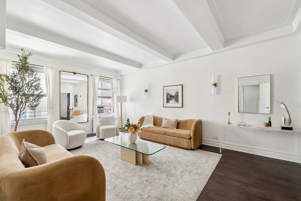 152 W 58th St unit 8A, New York, NY 10019 - photo 1