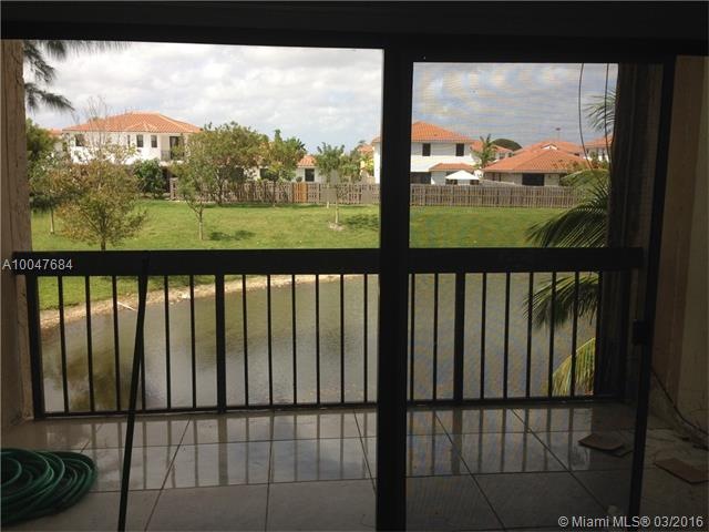 Main room/balcony view