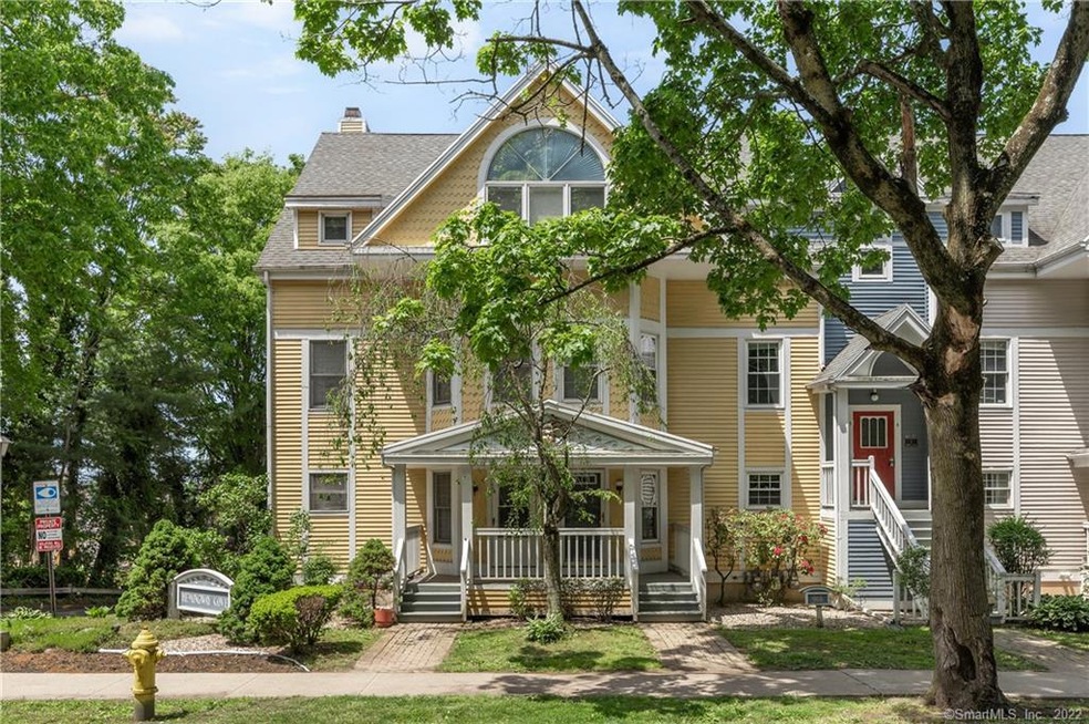 918 Quinnipiac Ave unit 2, New Haven, CT 06513 - photo 1