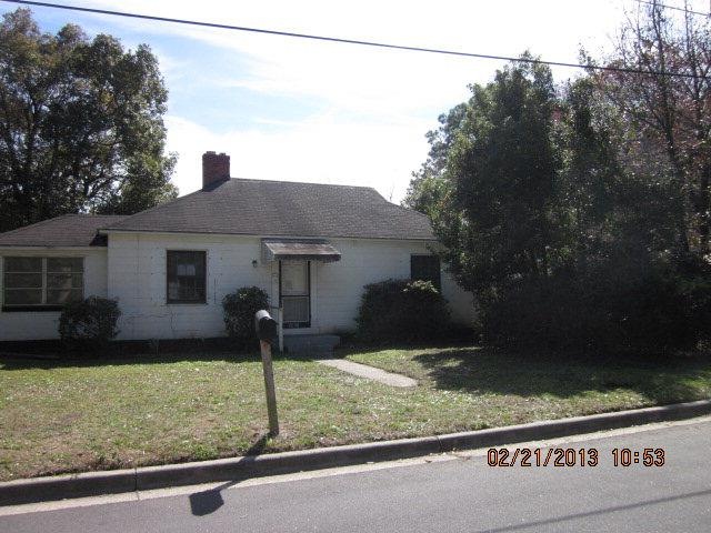 2050 Blain St, Brunswick, GA 31520 - photo 1