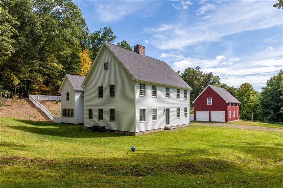 4 Cross Brook Rd, Woodbury, CT 06798 - photo 1