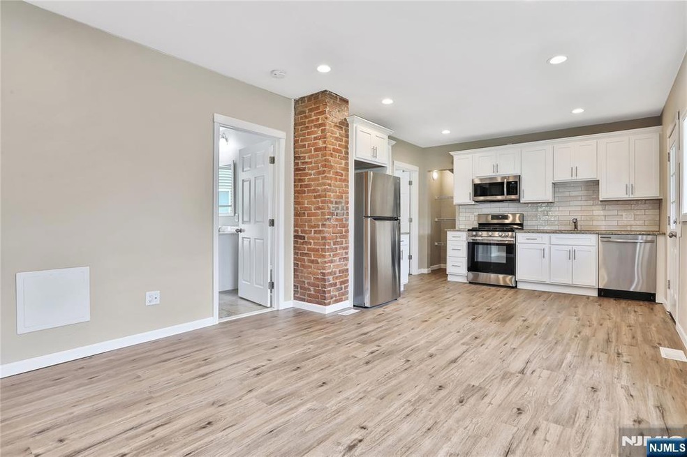 34 Boonton Ave unit A, Butler, NJ 07405 - photo 1