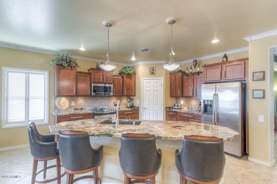 Kitchen (2)-SMALL