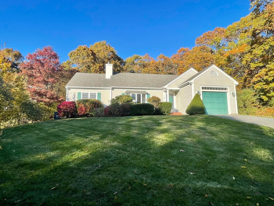 60 Holder Ln, West Barnstable, MA 02668 - photo 1