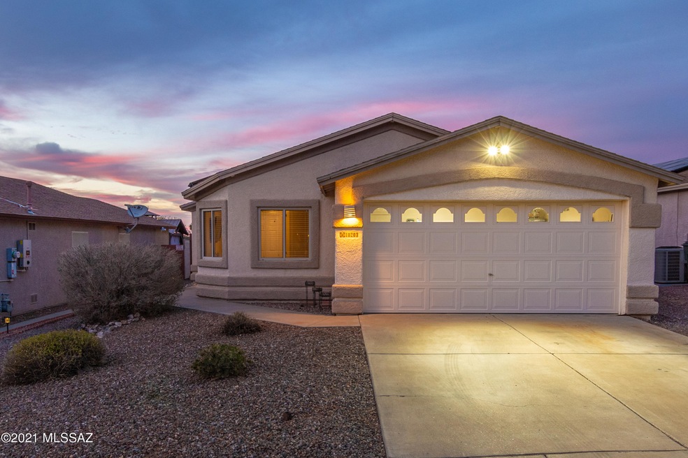 10203 E Desert Mesa Dr, Tucson, AZ 85747 - photo 1