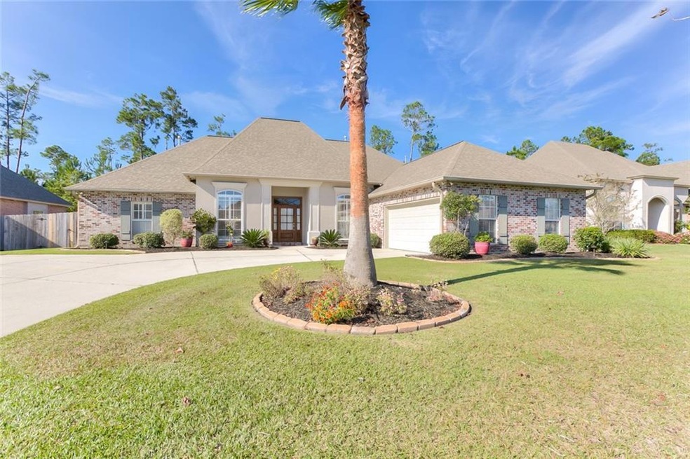 521 Clayton Ct, Slidell, LA 70461 - photo 1