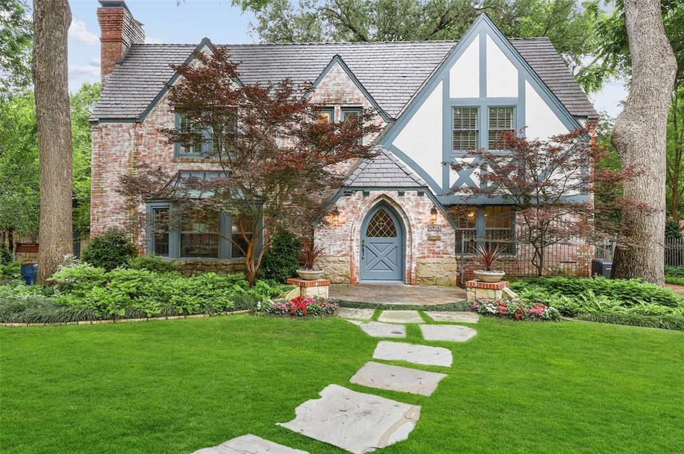 6918 Tokalon Dr, Dallas, TX 75214 - photo 1