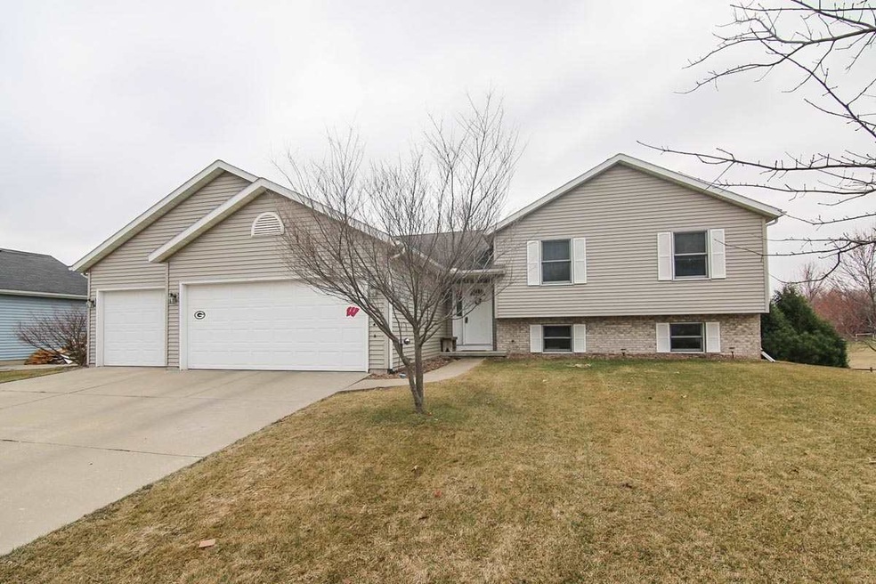 451 Cledell St, Oregon, WI 53575 - photo 1