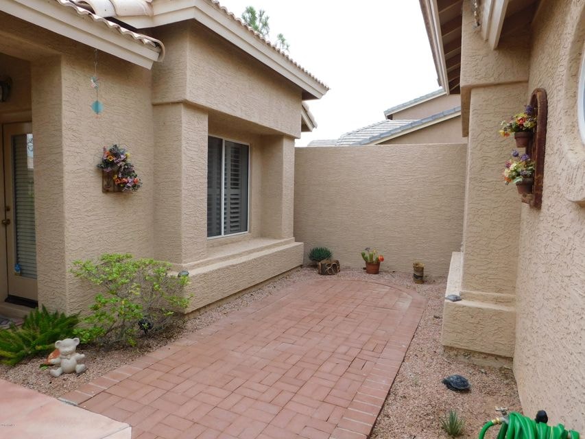 Small patio @ Courtyard