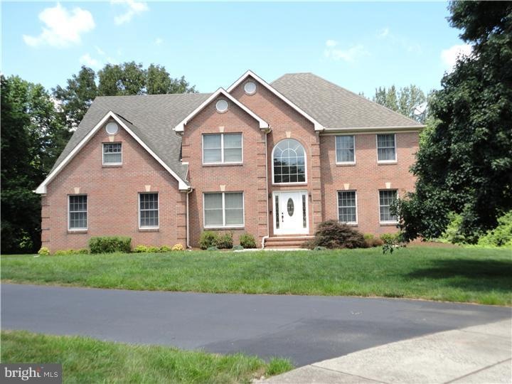 9 Walden Pond Way, Monmouth Junction, NJ 08852 - photo 1