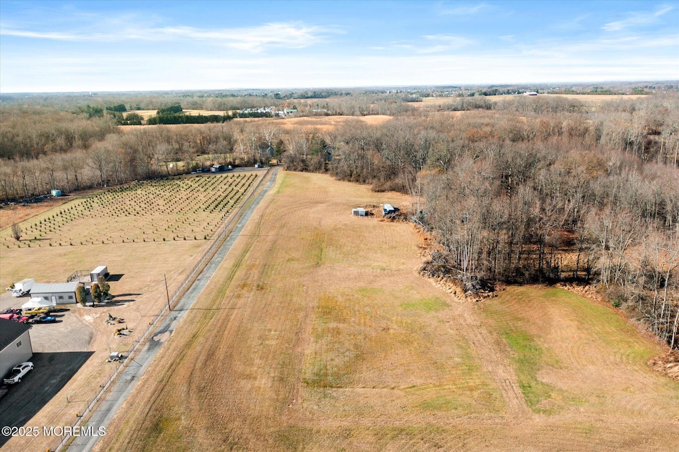 151 Walnford Rd, Allentown, NJ 08501 - photo 1