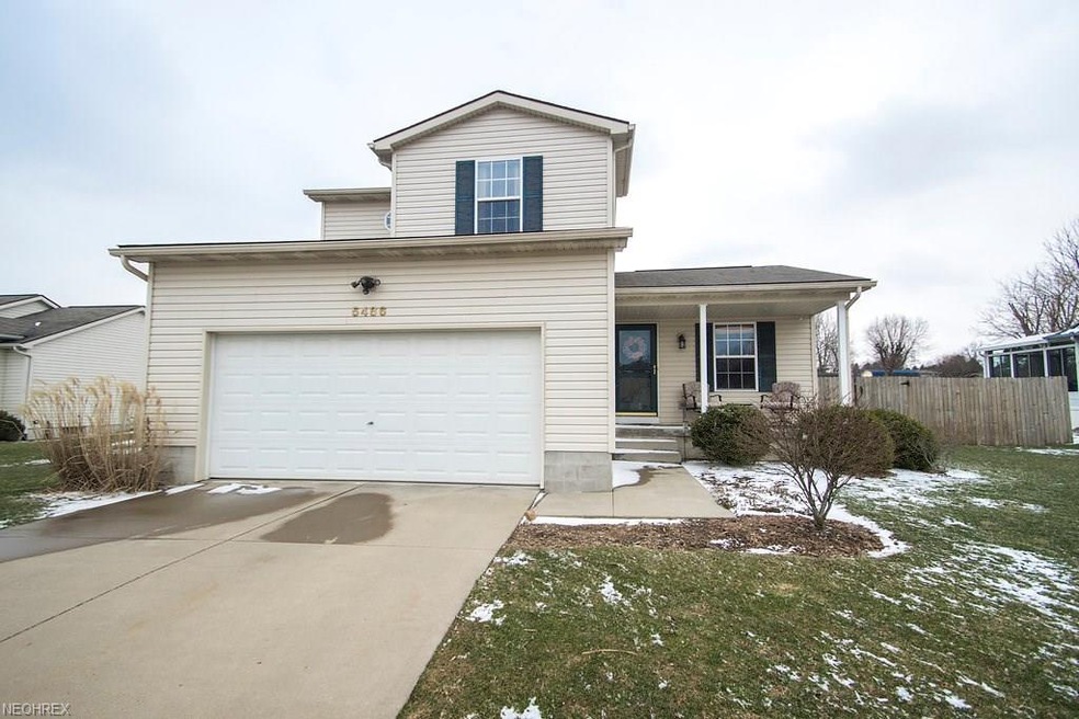 Beautiful Home in Perry Township, move in ready!