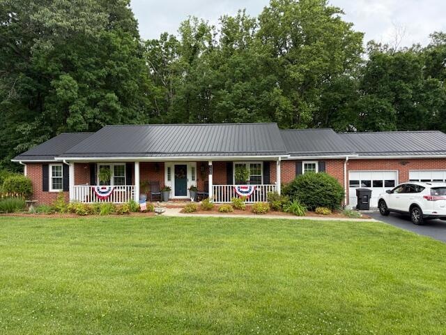 1529 MOUNTAIN HEIGHTS