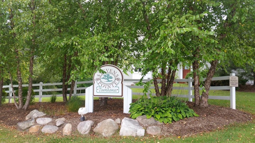 740 Stevenspoint SE unit 25, Byron Center, MI 49315 - photo 1