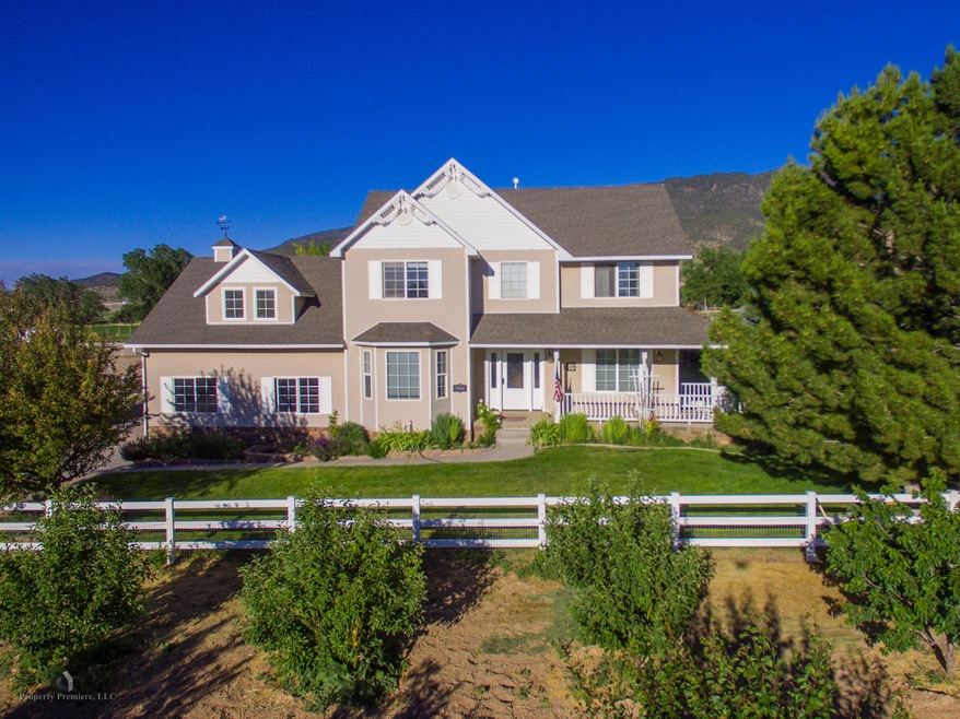 04 - Front Elevated