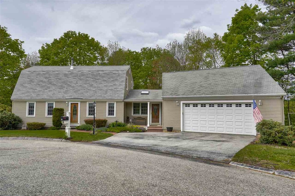 16 Penobscot Rd, Nashua, NH 03062 - photo 1