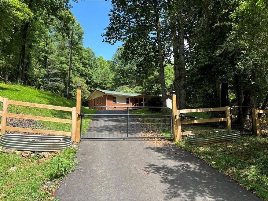 3805 Boardtown Rd, Ellijay, GA 30540 - photo 1